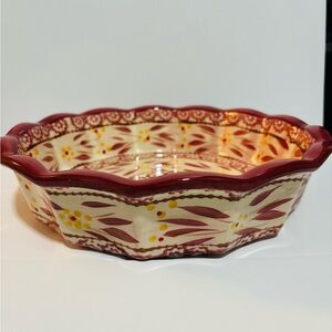 Temp-Tations by Tara Old World 9" round baking dish